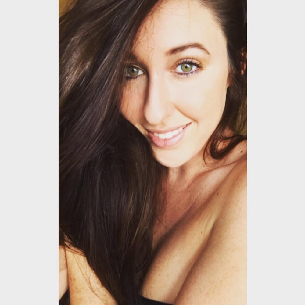 Meet your Posher, Maia